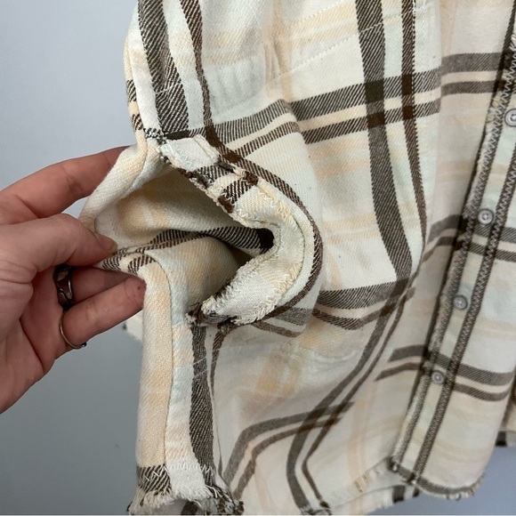 Free People We The Free Summer Daydream Ivory Combo Button Down Shirt Sz XS NWT - Picture 11 of 16